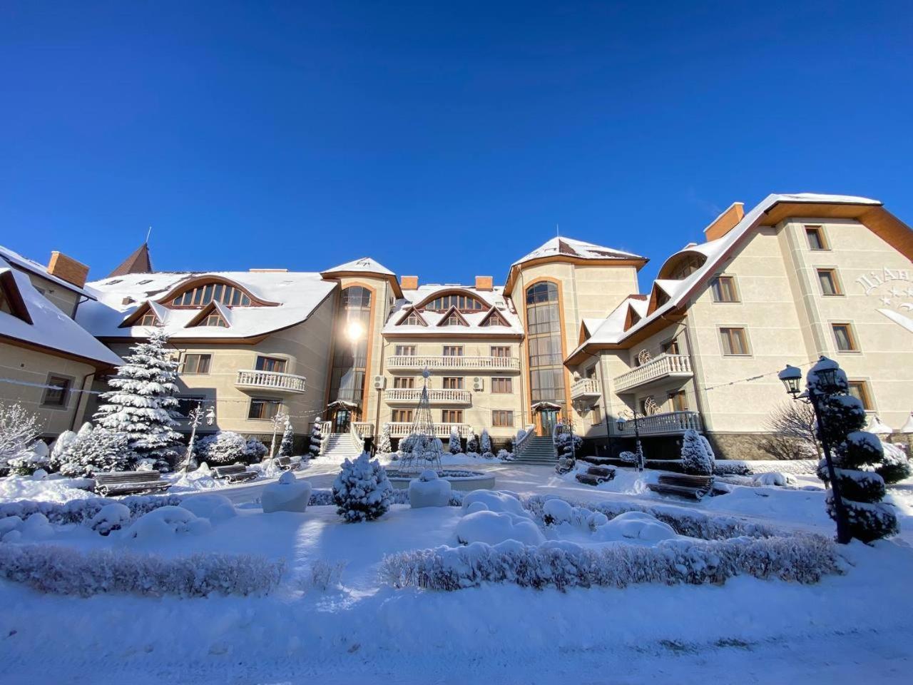 Hotel Dianna Skhidnytsia Zewnętrze zdjęcie