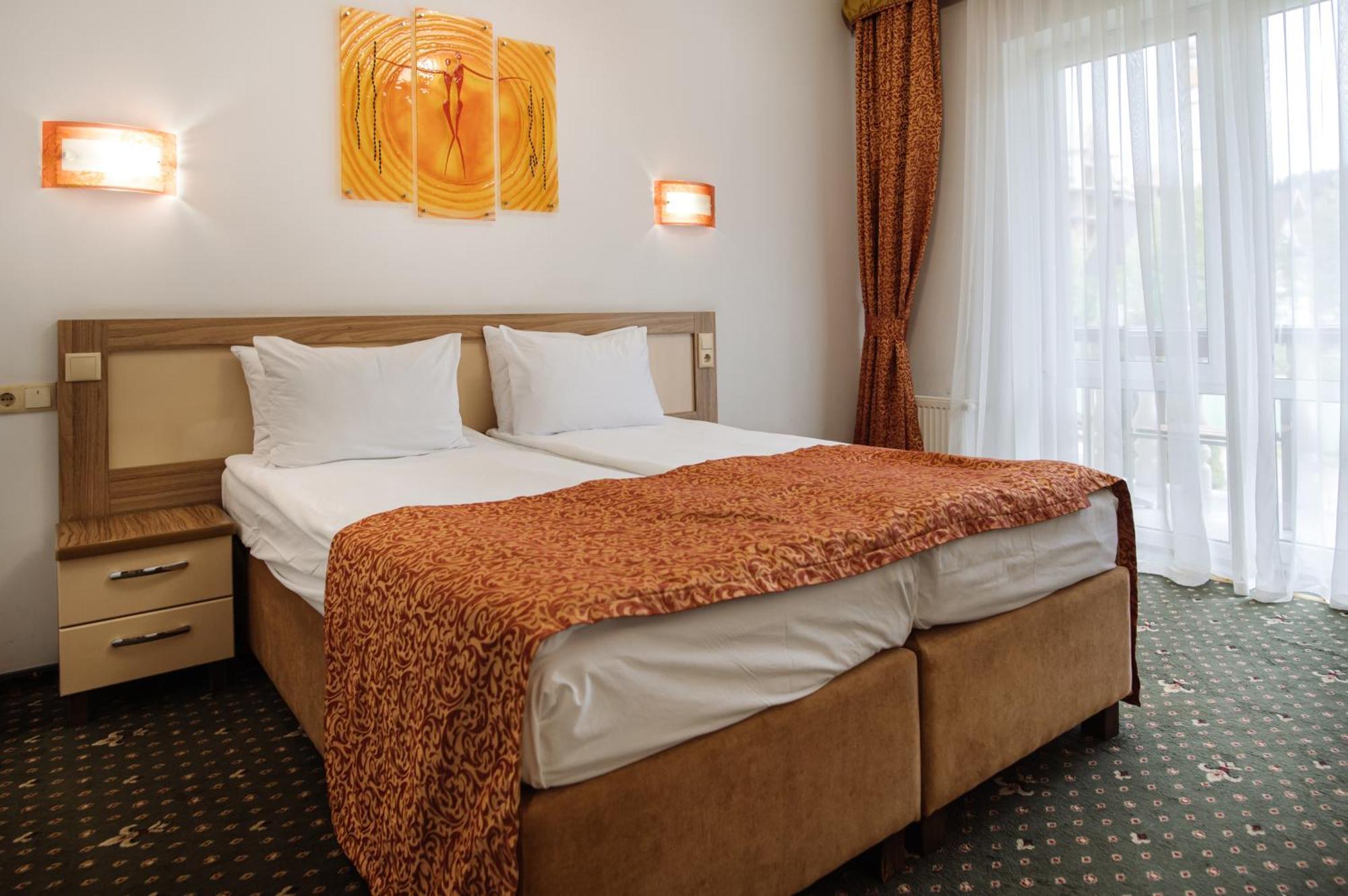 Hotel Dianna Skhidnytsia Zewnętrze zdjęcie