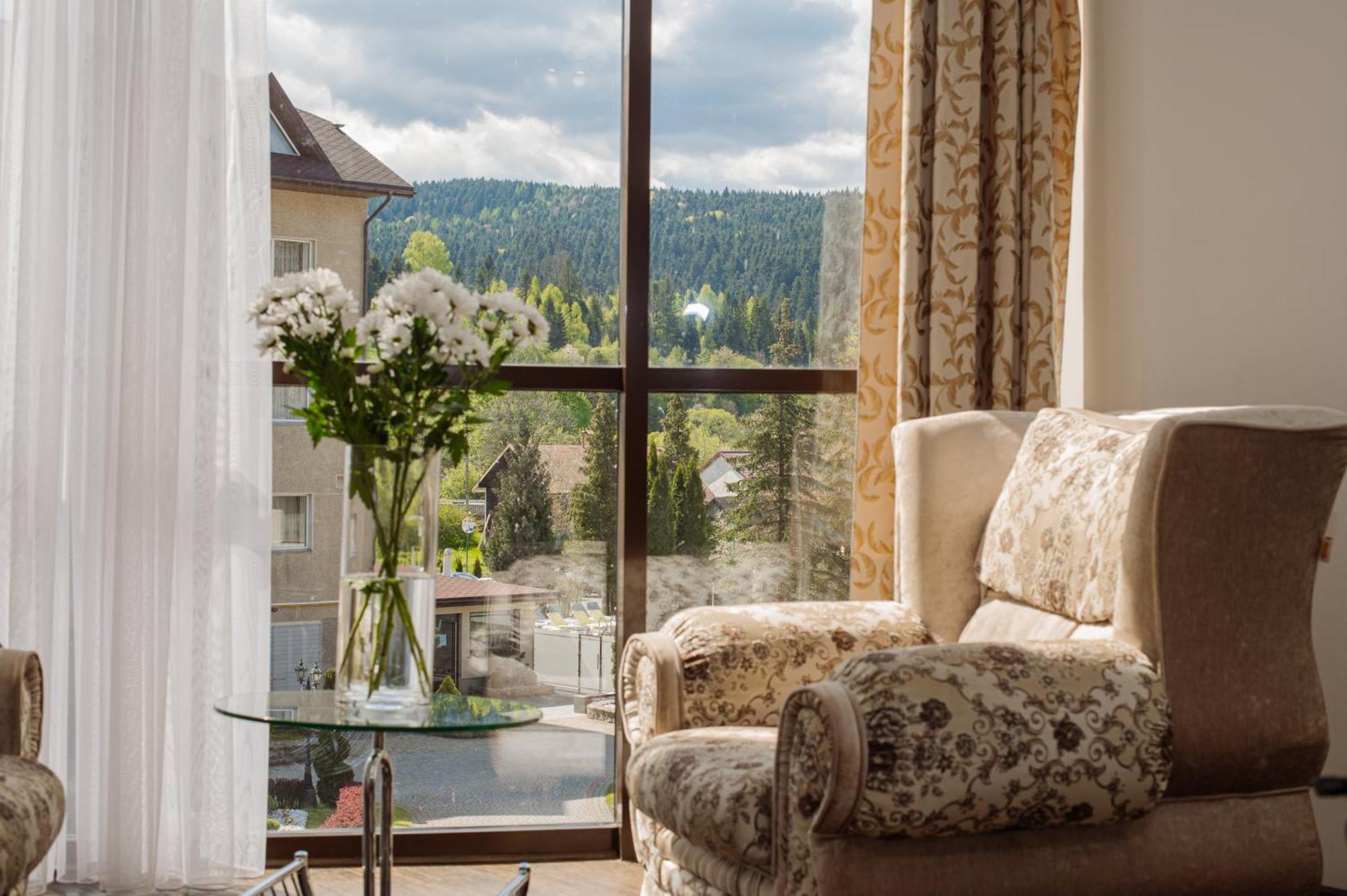 Hotel Dianna Skhidnytsia Zewnętrze zdjęcie