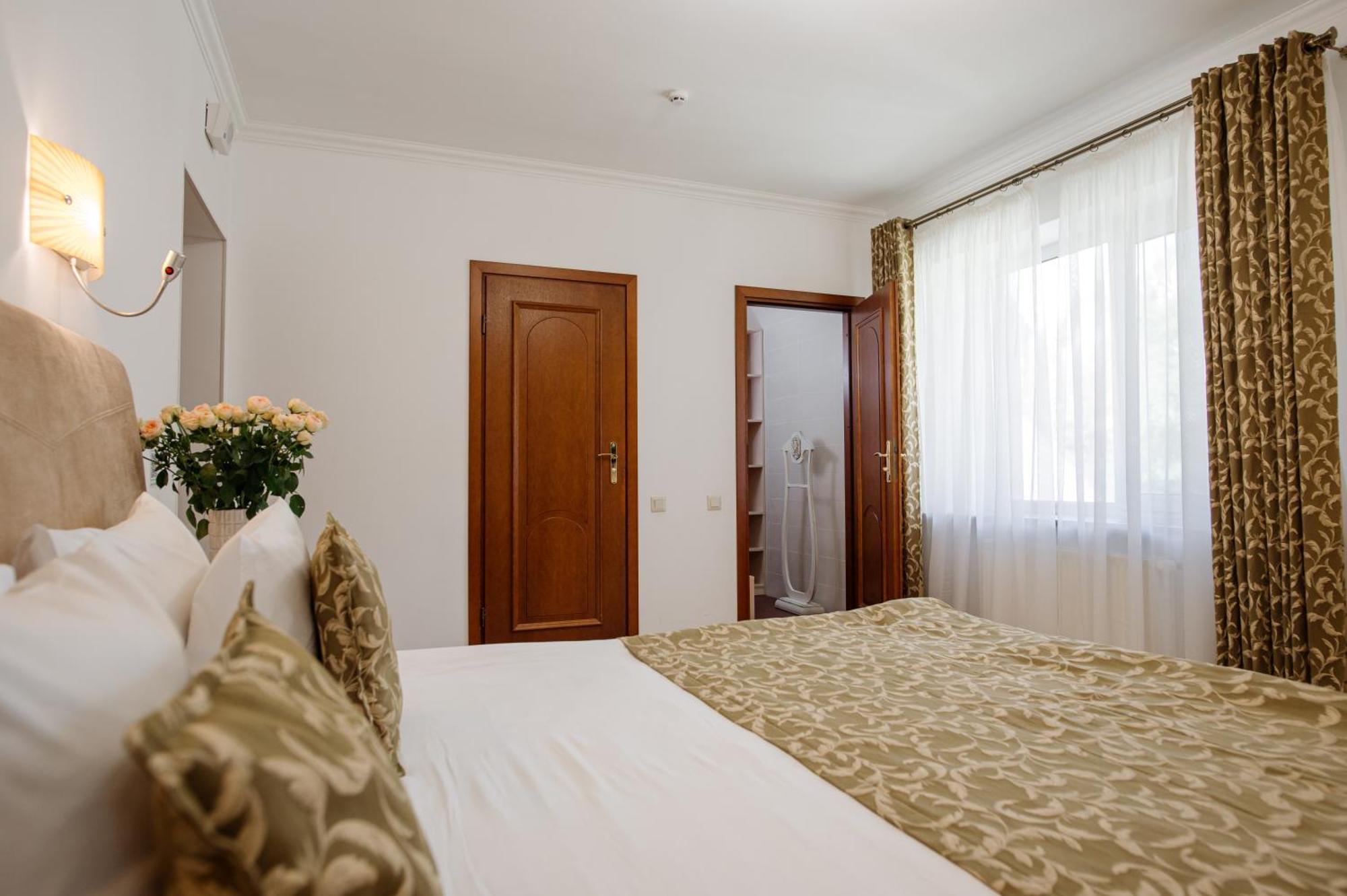 Hotel Dianna Skhidnytsia Zewnętrze zdjęcie