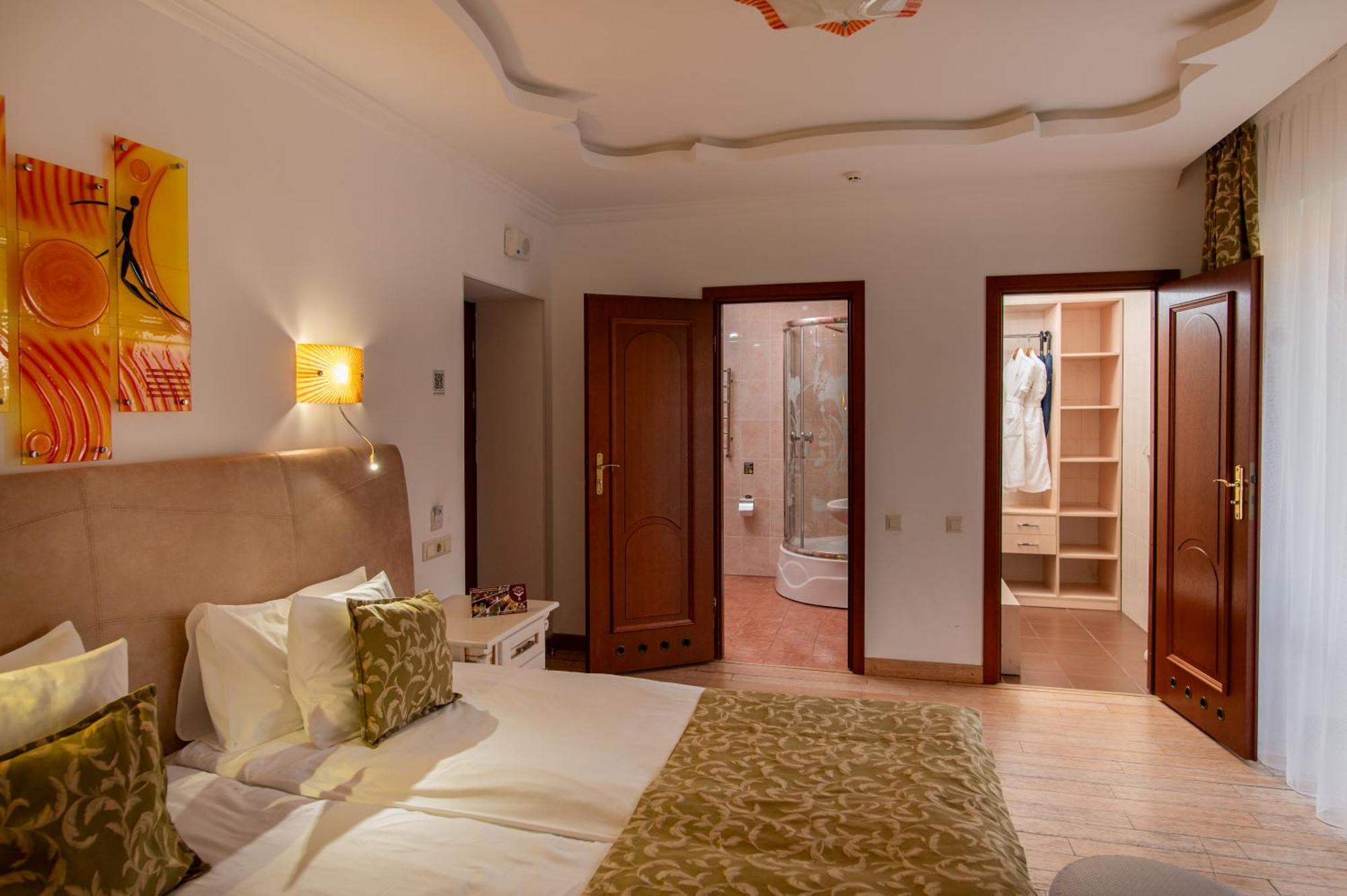 Hotel Dianna Skhidnytsia Zewnętrze zdjęcie